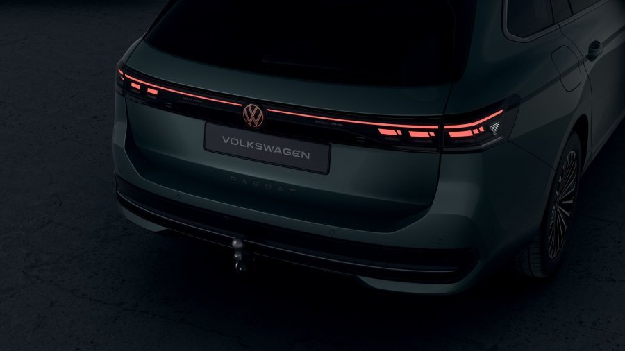 Volkswagen Passat, Passat Elegance 2,0 TDI 110 kW, barva zelená