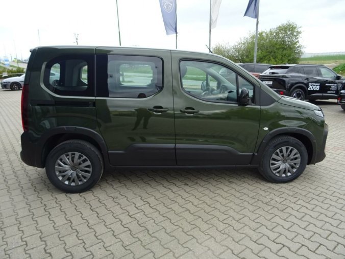 Peugeot Rifter, Peugeot Rifter ALLURE BlueHDi 100 MAN6, barva zelená