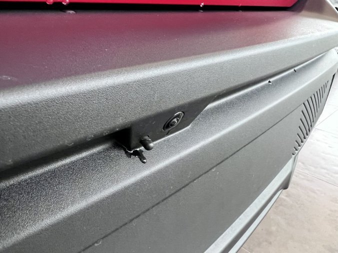 Peugeot 408, Peugeot 408 GT, El. víko, Matrix, Automat, barva červená