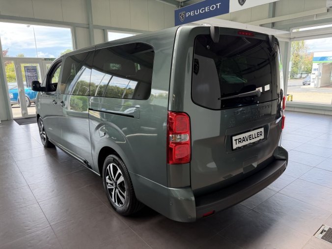 Peugeot Traveller, Peugeot Traveller Active L3 2.2 BHDi 150k MAN6, barva zelená