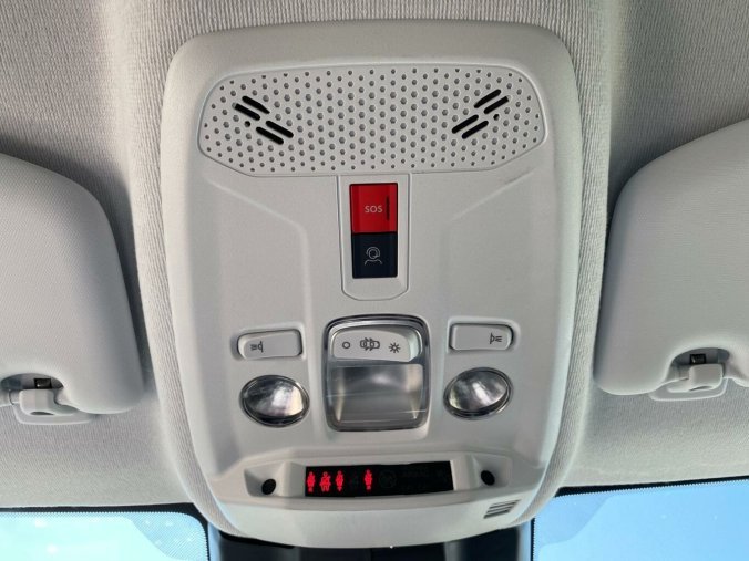 Peugeot 208, Peugeot 208 STYLE PureTech 100 S&S MAN6, barva žlutá