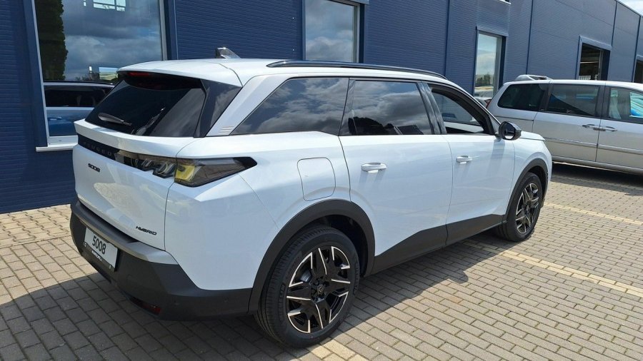 Peugeot 5008, Peugeot 5008 ALLURE Hybrid 145 e-DCS6, barva bílá