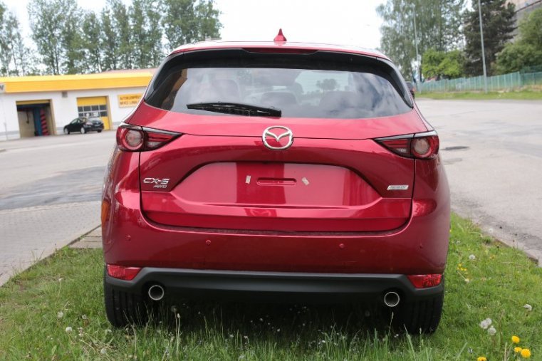 Mazda CX-5, 2,0 Skyactiv-G 165k, barva červená