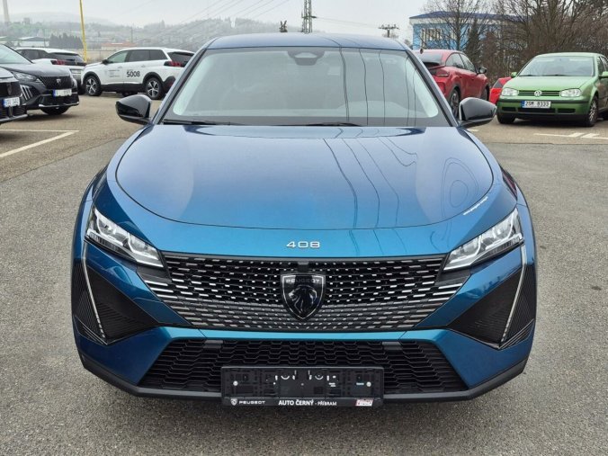 Peugeot 408, Peugeot 408 ALLURE Hybrid 136 e-DCS6, barva modrá