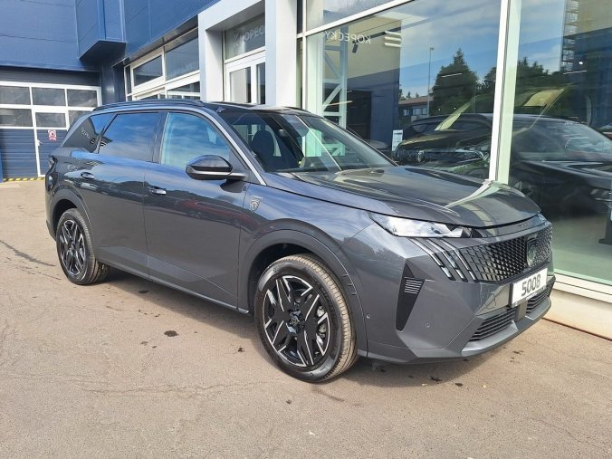 Peugeot 5008, Peugeot 5008 GT Hybrid 145 e-DCS6, barva šedá