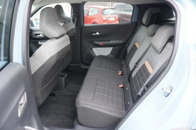 Citroën C3 Aircross, PLUS Turbo 100 MAN6, barva modrá