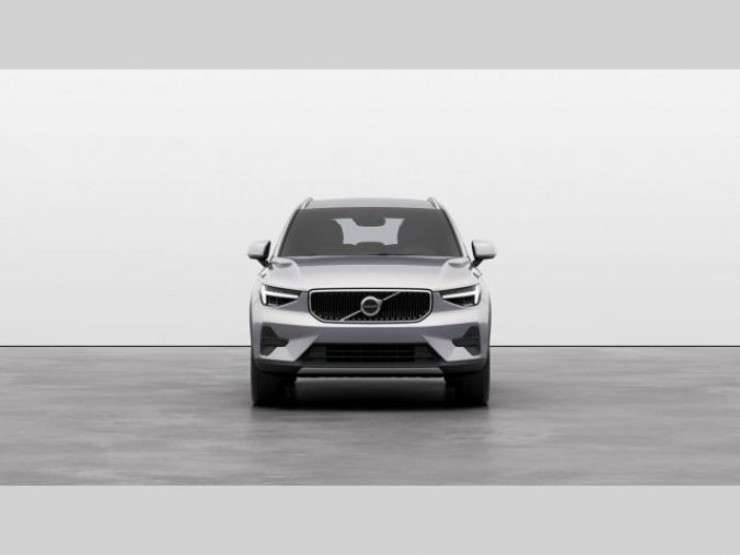 Volvo XC40, B3 2.0L 163 HP AT7 FWD CORE, barva šedá