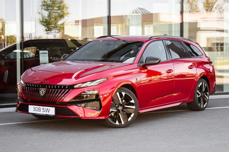 Peugeot 308, Peugeot 308 1,5 SW GT BlueHDi 130 EAT8, barva červená