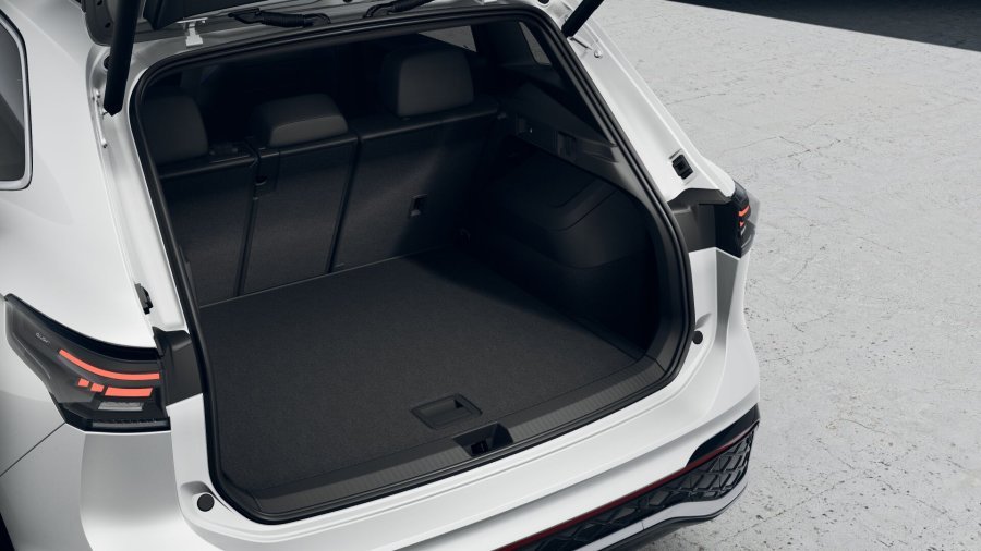 Volkswagen Tiguan, Tiguan R-Line People 1,5 eTSI 110kW mHEV, barva bílá