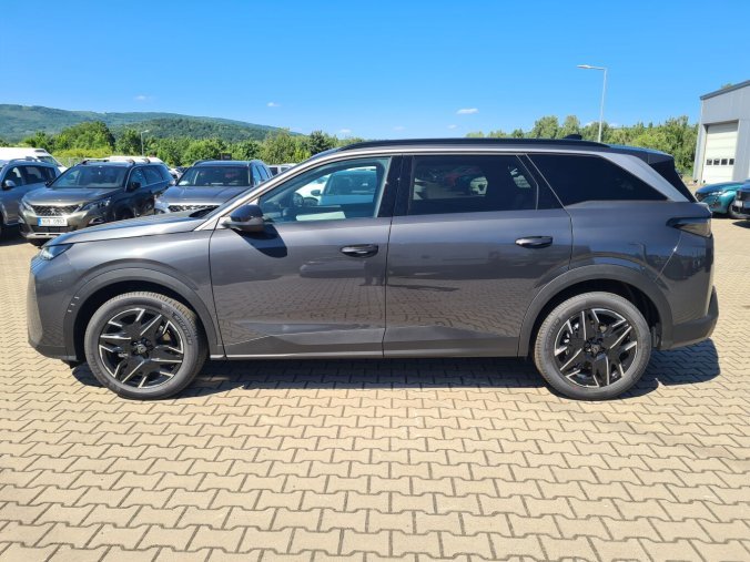 Peugeot 5008, Peugeot 5008 5008 ALLURE Hybrid 145 e-DCS6, barva modrá