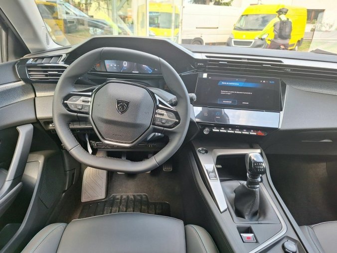 Peugeot 308, Peugeot 308 ALLURE 1.2 PT 130K MAN6, barva šedá