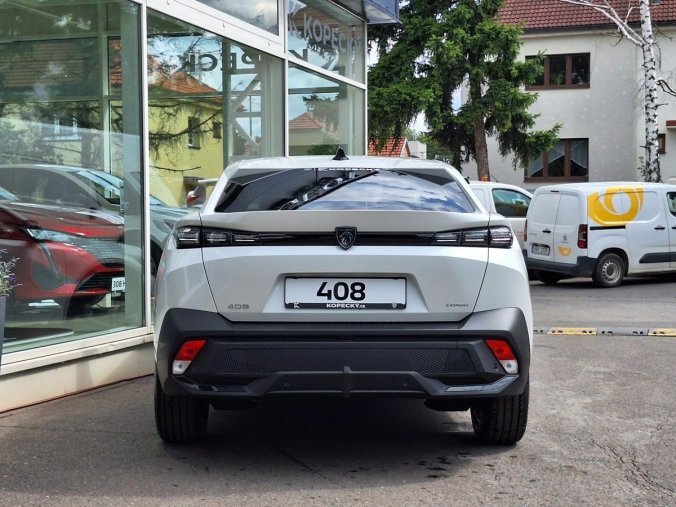 Peugeot 408, Peugeot 408 ALLURE Hybrid 145 e-DCS6, barva bílá