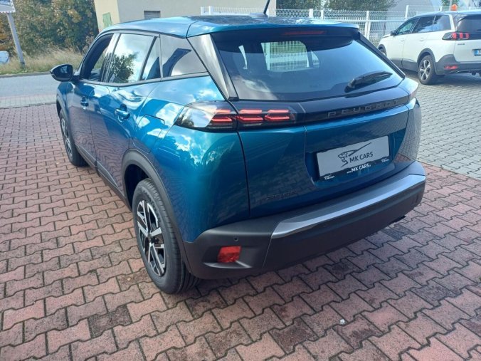 Peugeot 2008, Peugeot 2008 STYLE Hybrid 110 e-DCS6, barva modrá