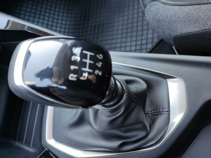 Peugeot 208, Peugeot 208 ACTIVE 1.2i 100k MAN6, barva modrá