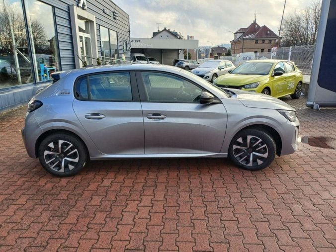 Peugeot 208, Peugeot 208 Style PureTech 1.2 7 let zár., barva šedá