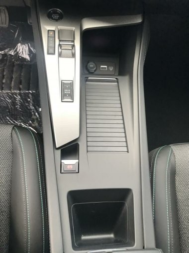 Peugeot 308, Peugeot 308 SW 1.2 PureTech ALLUR 130 EAT8, barva šedá