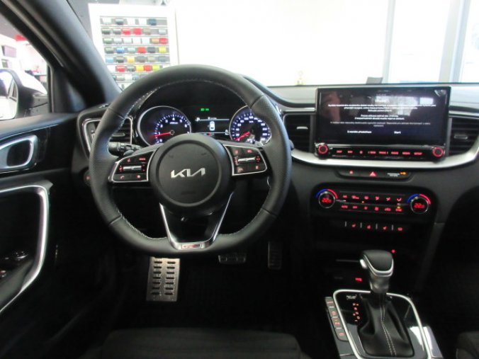 Kia ProCeed, 1.5 T-GDi 7DCT GT LINE+ SPAS, barva zelená