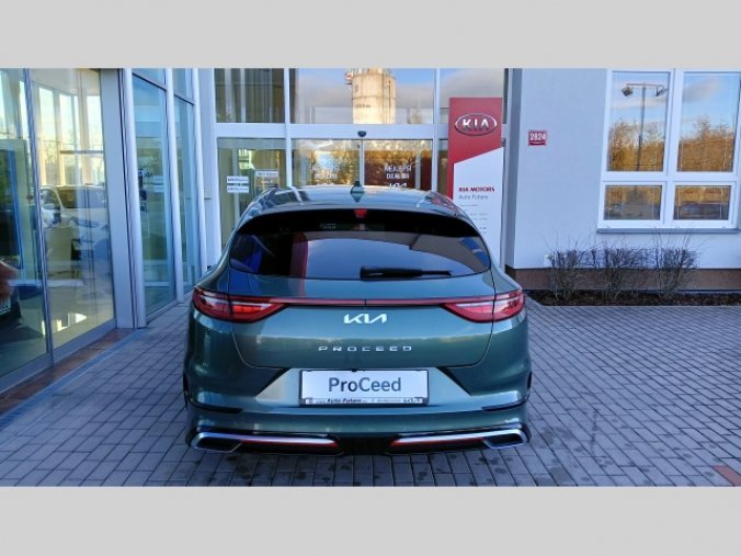 Kia ProCeed, 1,5T-GDi GTLINE 7DCT MY24, barva zelená