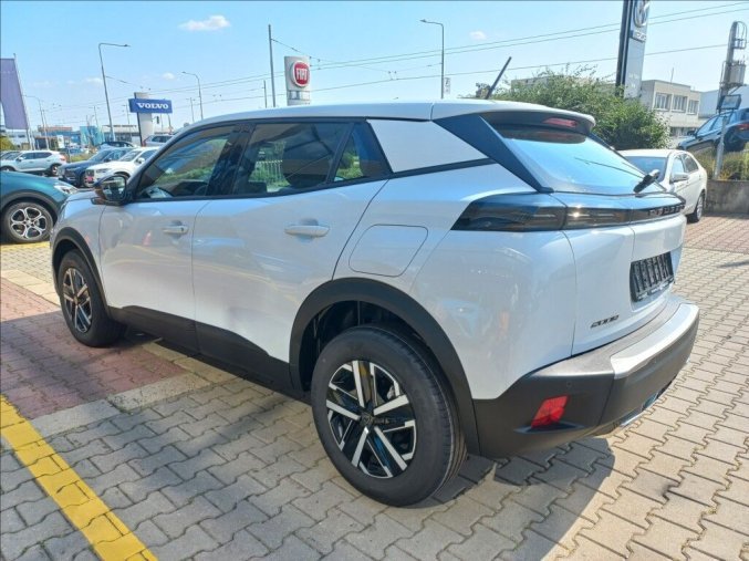 Peugeot 2008, Peugeot 2008 1,2 STYLE Hybrid 145 e-DCS6, barva bílá