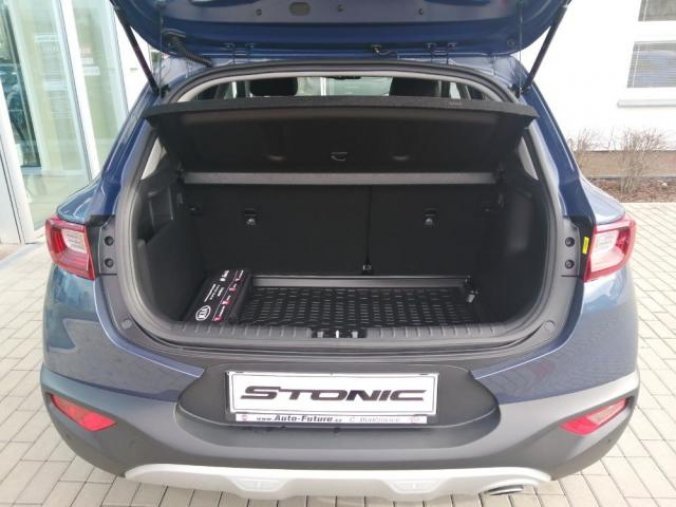 Kia Stonic, 1,4 CVVT Premium, barva modrá