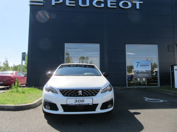 Peugeot 308, GT 1.2 PureTech 130k MAN6, barva bílá