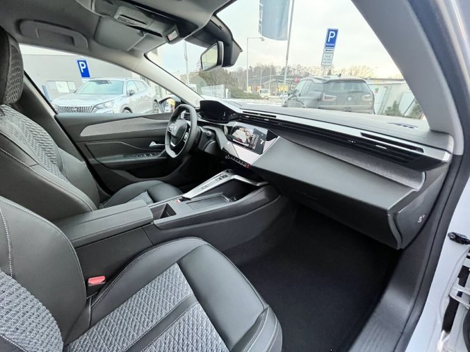 Peugeot 308, Peugeot 308 SW ALLURE Hybrid 145 e-DCS6, barva bílá
