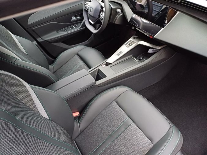 Peugeot 308, Peugeot 308 SW Allure PureTech 7LET ZÁRUKA, barva modrá