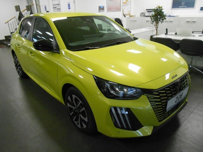 Peugeot 208, Peugeot 208 STYLE El. 100 kW 50 KWh, barva žlutá