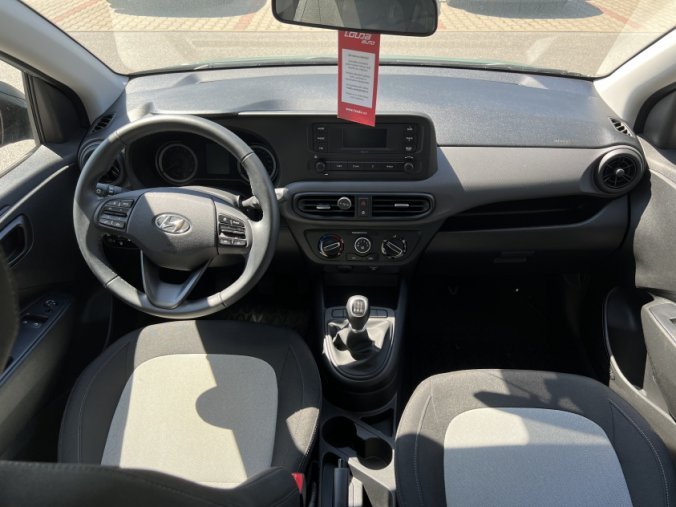 Hyundai i10, 1,0i 5 st. manuální, barva zelená