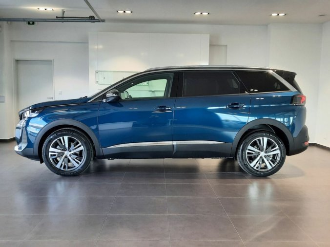 Peugeot 5008, Peugeot 5008 ALLURE PACK BlueHDi 130 S&S EA, barva modrá