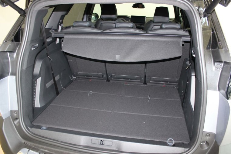Peugeot 5008, Peugeot 5008 ALLURE PACK BlueHDi 130 EAT8, barva šedá