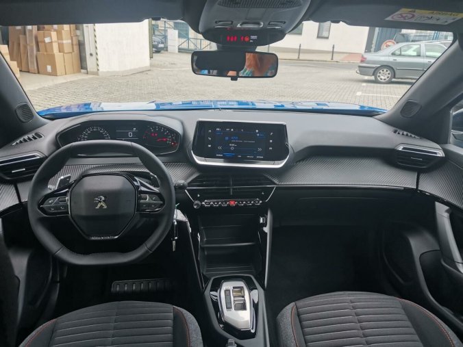 Peugeot 2008, Peugeot 2008 ACTIVE Hybrid 136 e-DCS6, barva oranžová