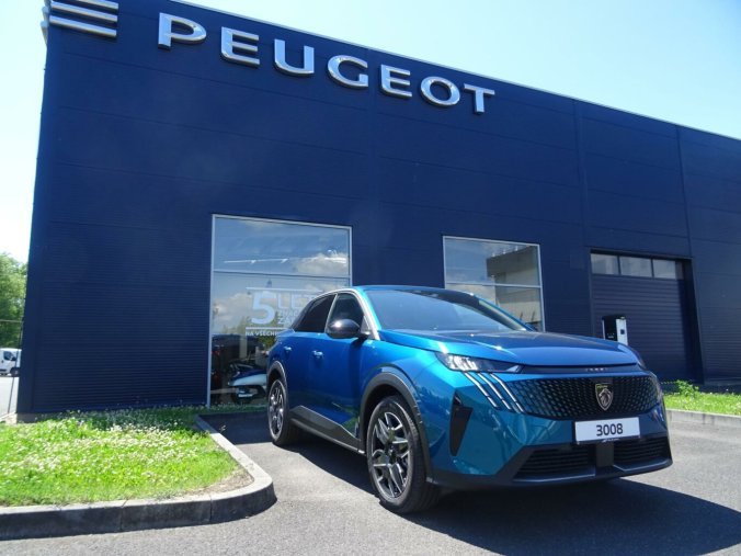 Peugeot 3008, Peugeot 3008 ALLURE HYBRID 145k e-DCS6, barva modrá