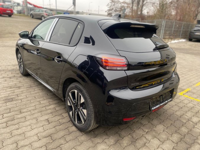 Peugeot 208, Peugeot 208 ALLURE Hybrid 100 e-DCS6 - 4629, barva černá