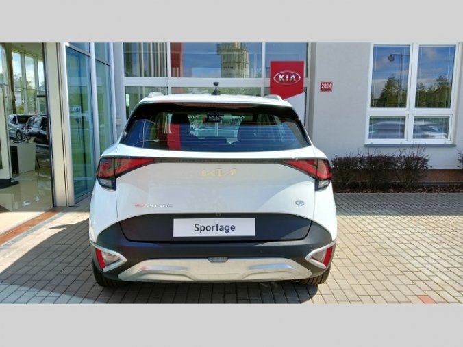 Kia Sportage, 1.6 TGDi 4x2 Excluisve, barva bílá