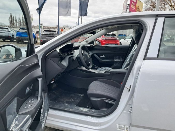 Peugeot 308, Peugeot 308 308 SW STYLE BlueHDi 130 S&amp, barva bílá