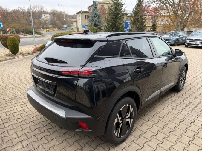 Peugeot 2008, Peugeot 2008 ALLURE PureTech 100k MAN6, barva černá