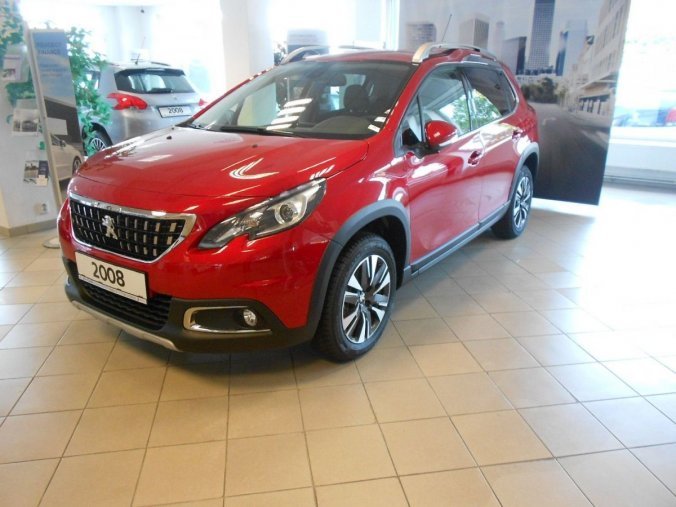 Peugeot 2008, 2008 ALLURE 1.2 PureTech 130 S, barva červená