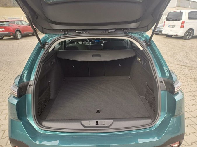 Peugeot 308, Peugeot 308 SW Style BlueHDi 130k EAT8, barva modrá