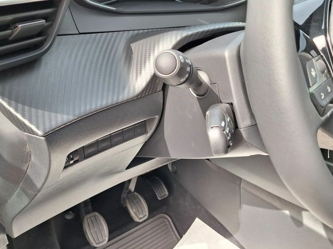Peugeot 208, Peugeot 208 ALLURE PureTech 100  MAN6, barva šedá