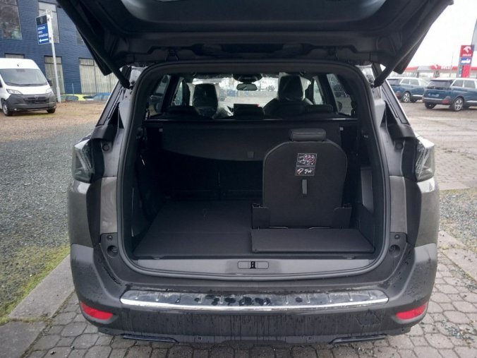 Peugeot 5008, Peugeot 5008 Allure Pack BlueHDI 130 S&, barva šedá