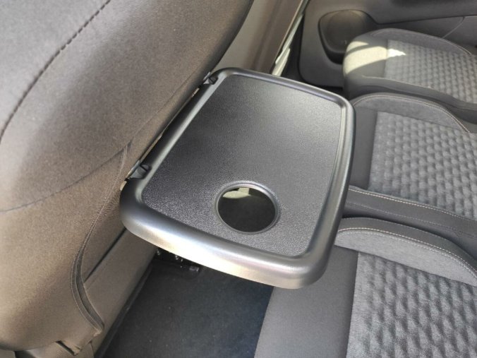 Peugeot Rifter, Peugeot Rifter GT 1.5 HDI 130kAUT8 osobní NAV, barva zelená
