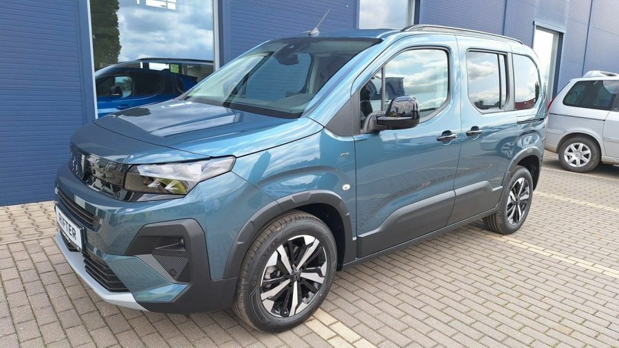 Peugeot Rifter, Peugeot Rifter GT BlHDi 130 EAT8, barva modrá