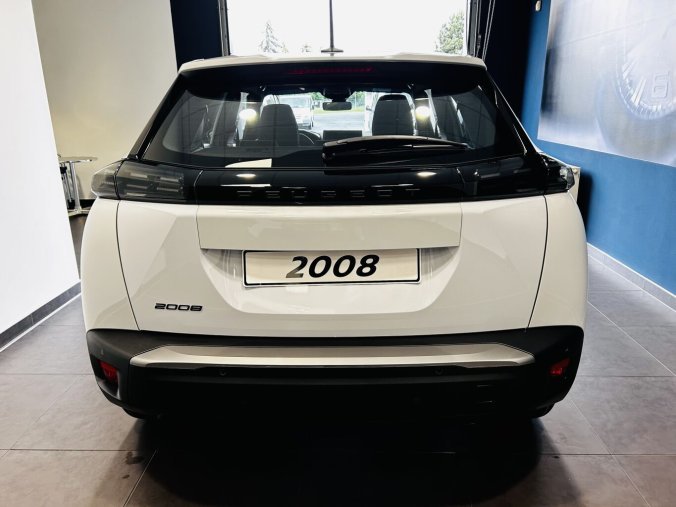 Peugeot 2008, Peugeot 2008 STYLE Elektromotor 115 kW / 156 k (Baterie 54 kWh), barva bílá