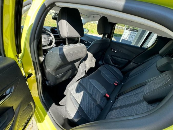 Peugeot 208, Peugeot 208 ALLURE PureTech 100 S&S MAN6, barva zlatá