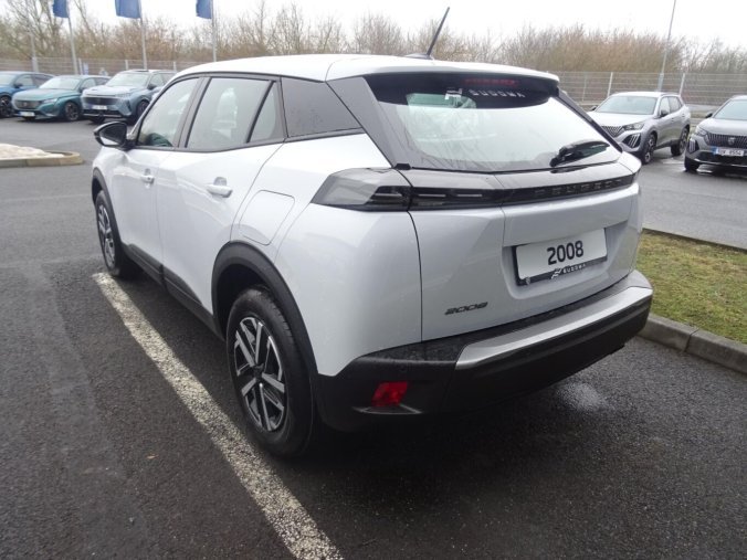 Peugeot 2008, Peugeot 2008 STYLE PureTech 100k S&S MAN6, barva bílá