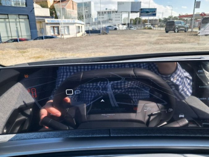 Peugeot 5008, Peugeot 5008 5008 ALLURE Hybrid 145 e-DCS6-, barva šedá
