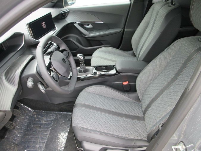 Peugeot 2008, Peugeot 2008 ALLURE PureTech 100 S&S MAN6, barva šedá