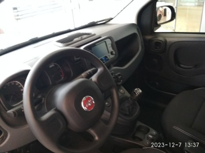 Fiat Panda, 1.0 70k COLD Italia, barva modrá