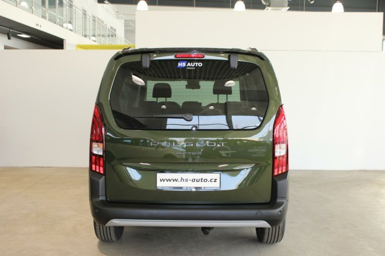 Peugeot Rifter, Peugeot Rifter LONG GT BlueHDi 130 S&S EAT8, barva zelená